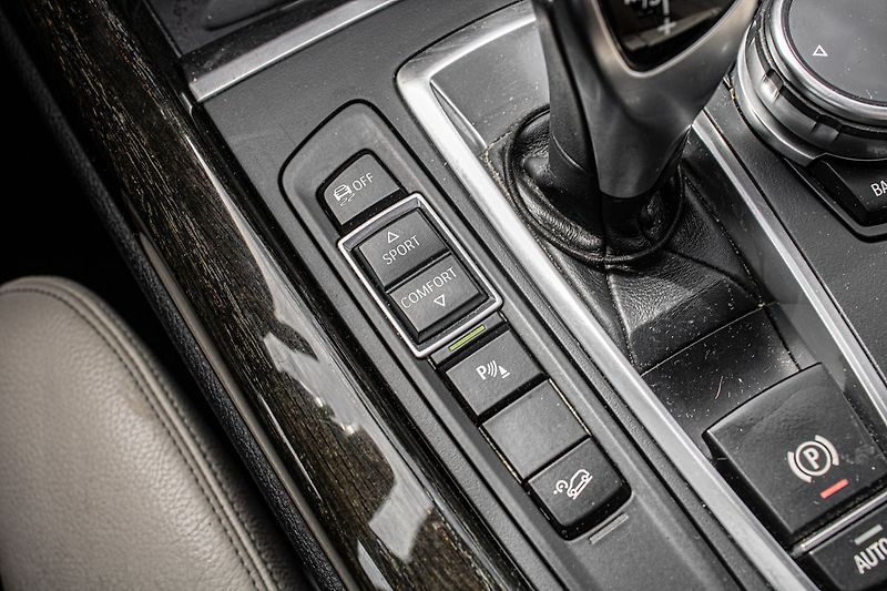 BMW X5 - fotka 29 z 42