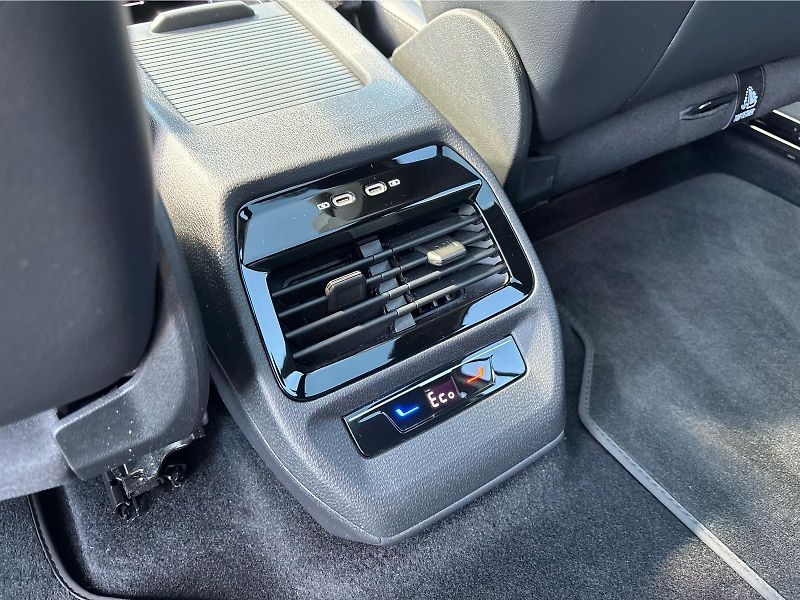 Volkswagen ID.5 PRO PERFORM 150 kW 77 kWh SoH: - fotka 24 z 30
