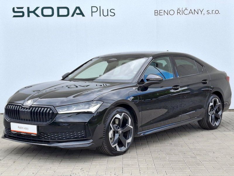 Škoda Superb (2025) iV SportLine DSG 1,5TSi 150kW - fotografie inzerátu