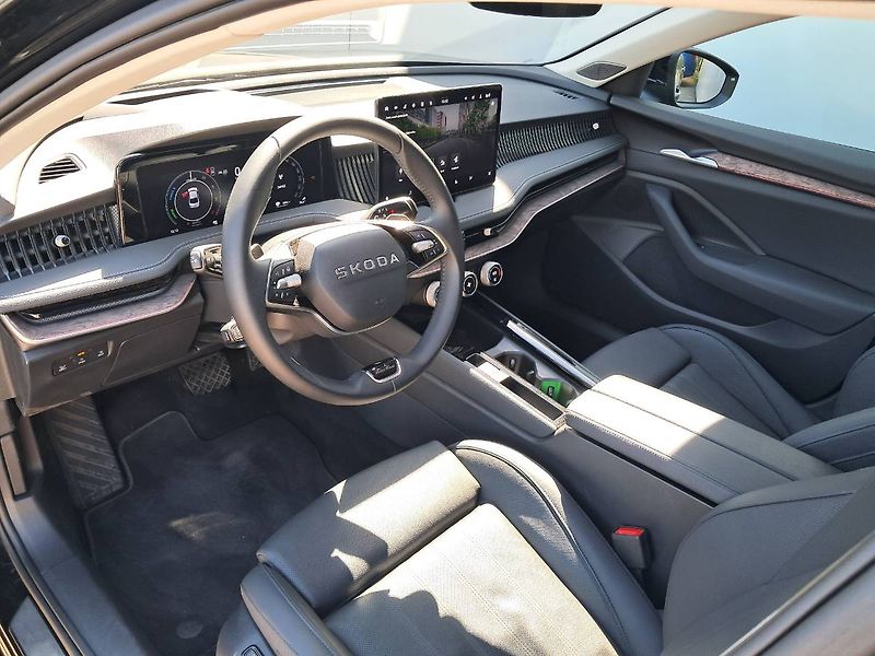 Škoda Superb (2025) iV L&K 1.5 TSI /110 kW DSG6 - fotka 23 z 34