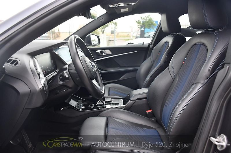 BMW Řada 2 218d M-SPORT 1M ČR HUD - fotka 10 z 46