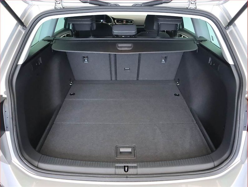 Volkswagen Golf (2014) Comfortline 1.2 TSI, Navi - fotka 14 z 20