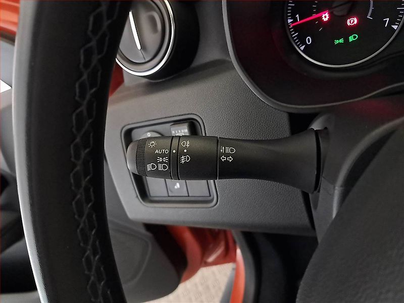 Dacia Duster (2022) 1.0 TCe, LPG, ČR,1.maj - fotka 19 z 22