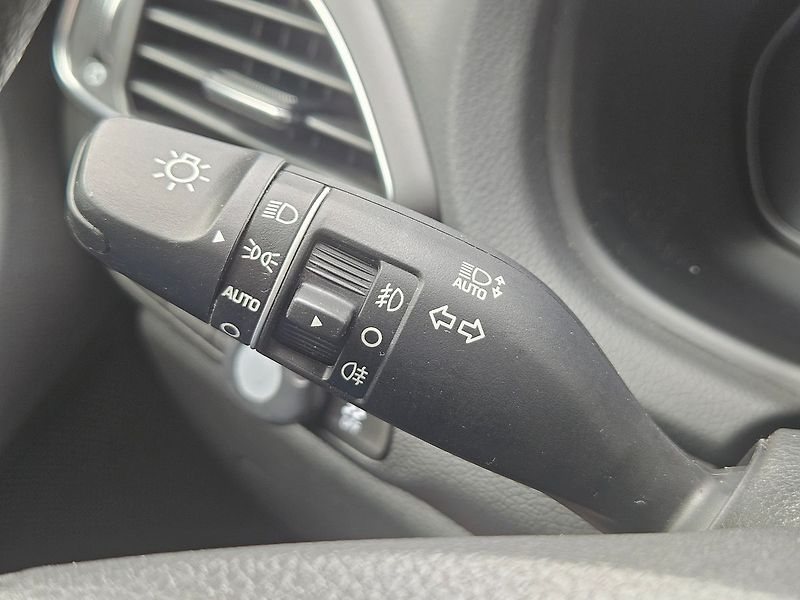 Hyundai i30 1.5i Start Plus, 1.maj. - fotka 16 z 29