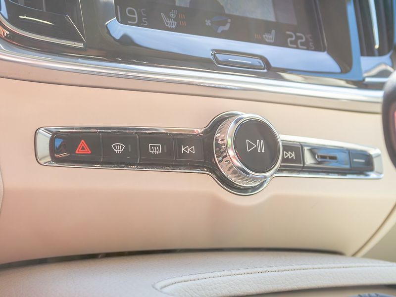 Volvo V90 (2018) 2.0D 110KW mat – INSCRIPTION - fotka 28 z 60