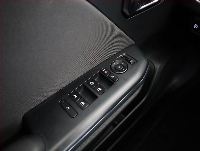 Kia K4 (2026) 1.6 T-GDI, Exclusive, Navi - fotka 18 z 21