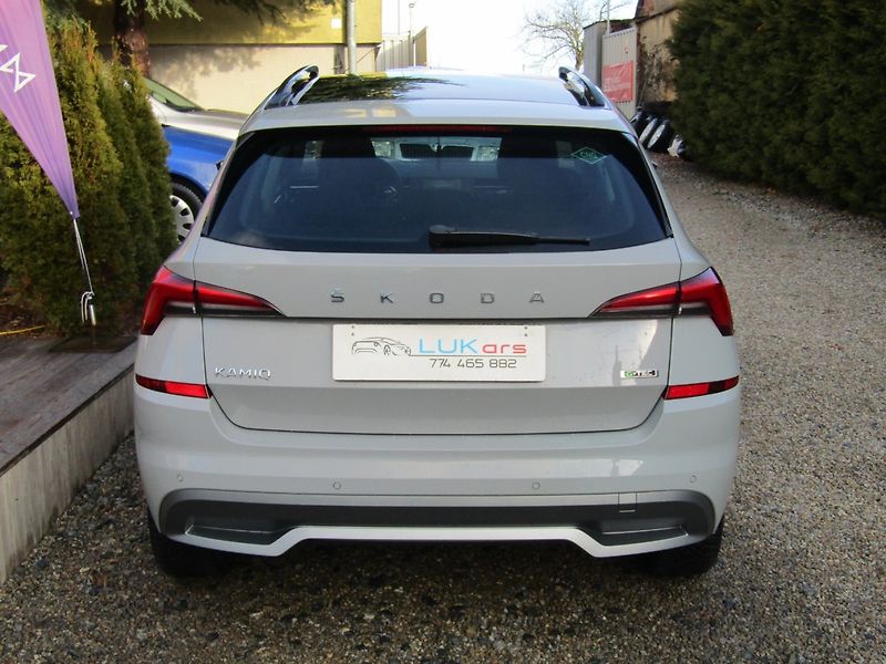 Škoda Kamiq (2021) 1.0 TSI 66kW - fotka 12 z 35
