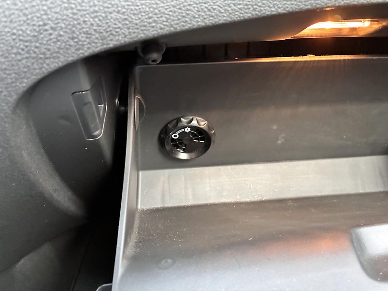 Hyundai Tucson 1.6GDi 97kW KLIMA ,1 MAJITEL - fotka 20 z 24