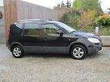 Škoda Roomster (2011) 1.2TSI 63kW SCOUT ZIMNÍ PNEU - náhled 9