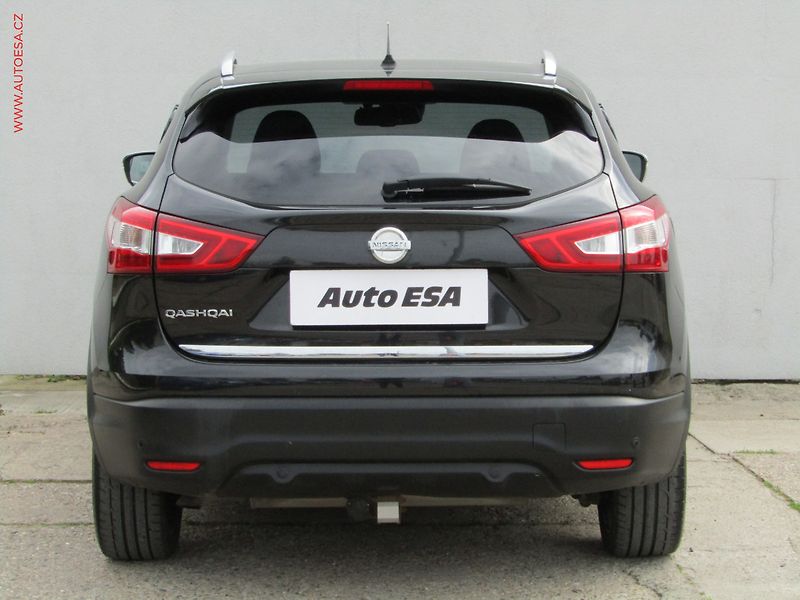 Nissan Qashqai (2014) 1.2 DiG-T, ČR, AT, navi - fotka 5 z 24
