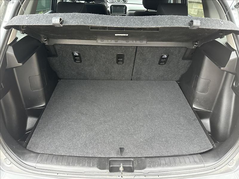 Suzuki Vitara 1,6 4x4 TAŽNÉ - fotka 5 z 30