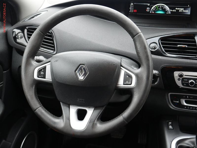Renault Scénic (2012) 1.6 DCi, ČR, Bixen, AC - fotka 17 z 19