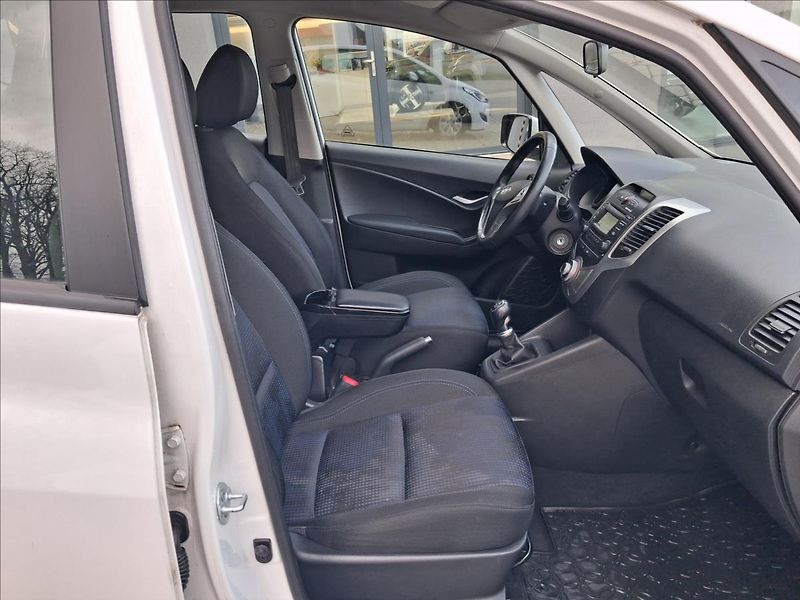 Hyundai ix20 1,6 Trikolor - fotka 10 z 14