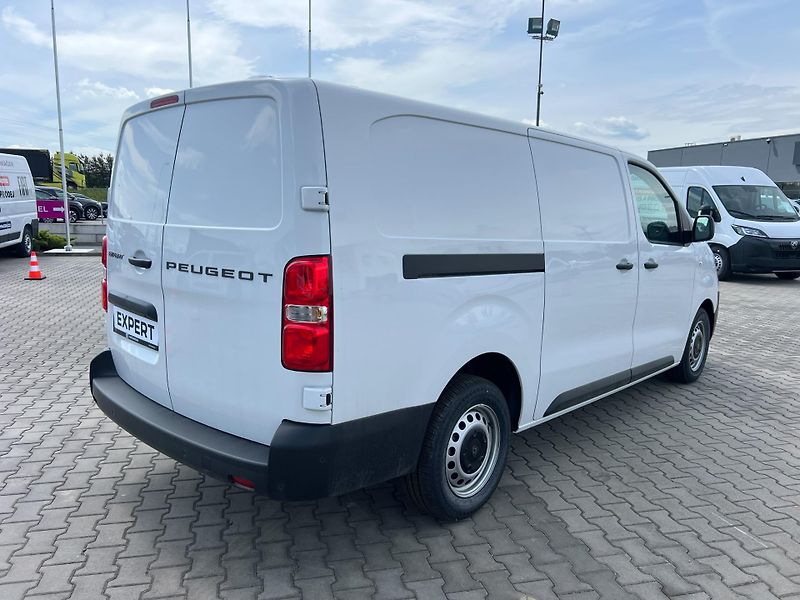 Peugeot Expert (2026) Furgon L3 2,2 BlueHDi 150k - fotka 5 z 15