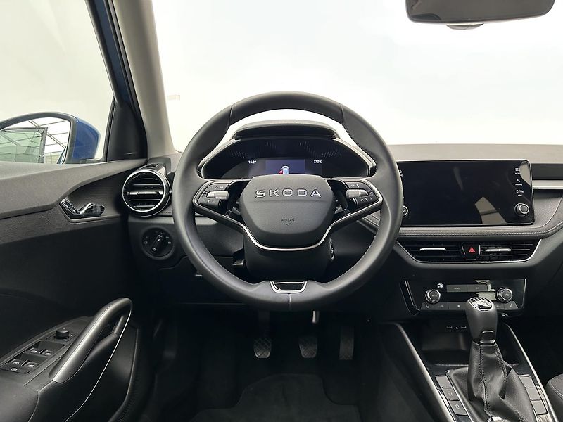 Škoda Fabia 1.0 TSI Top selection - fotka 5 z 26