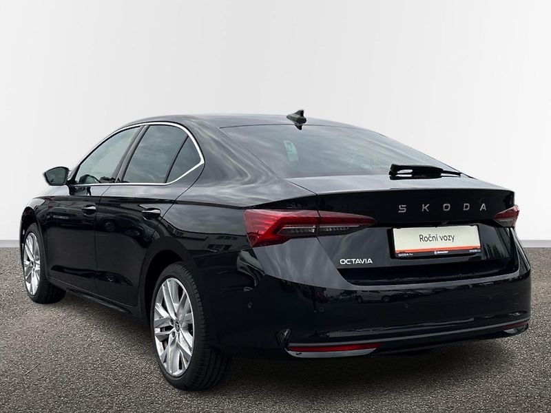Škoda Octavia M-HEV Top Selection DSG - fotka 15 z 26