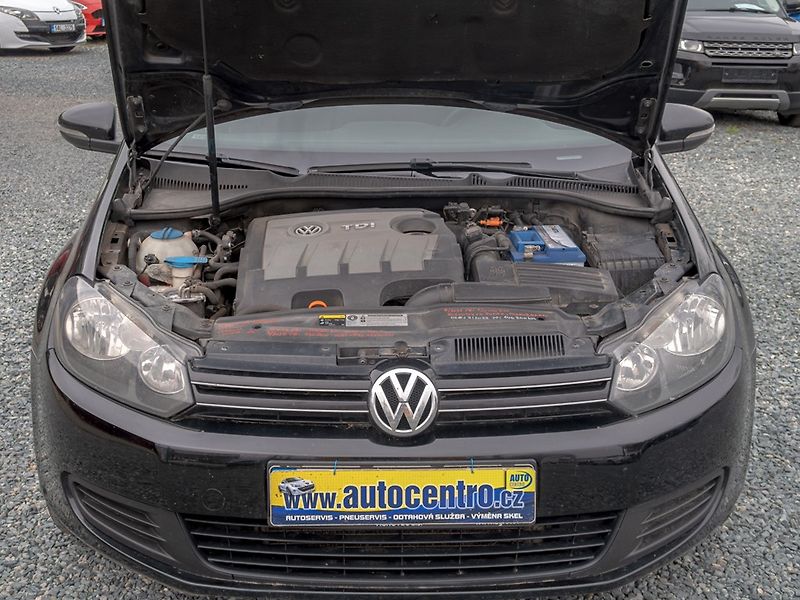 Volkswagen Golf (2012) 1.6TDI 77KW – SERVIS - fotka 37 z 46