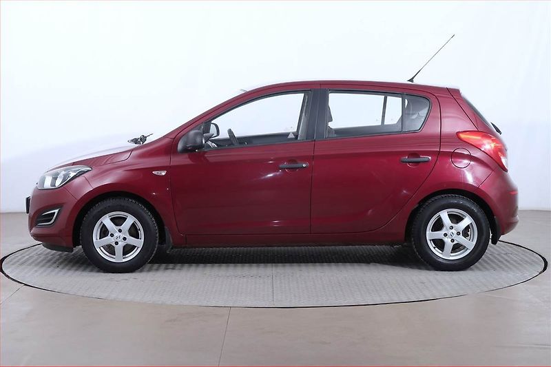 Hyundai i20 (2014) 1.2 - fotka 3 z 15
