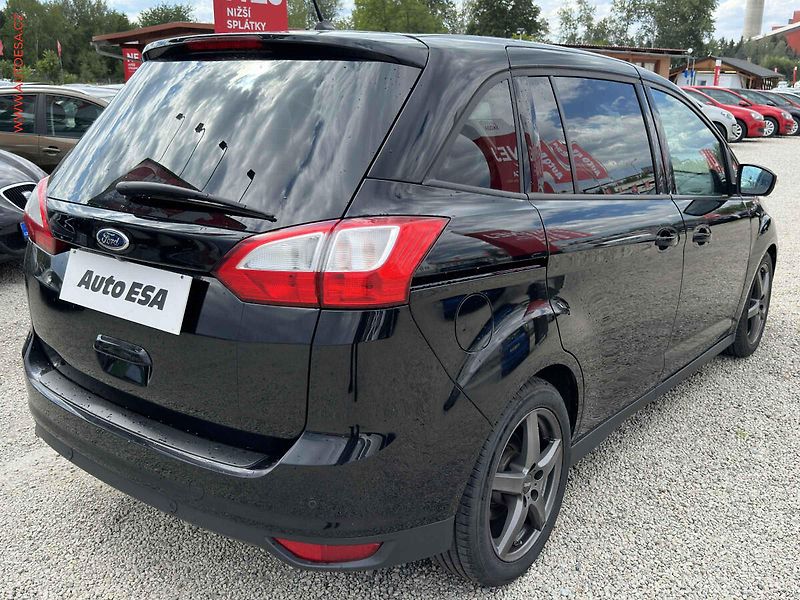 Ford Grand C-MAX (2018) 2.0TDCI, servis.kniha - fotka 4 z 19
