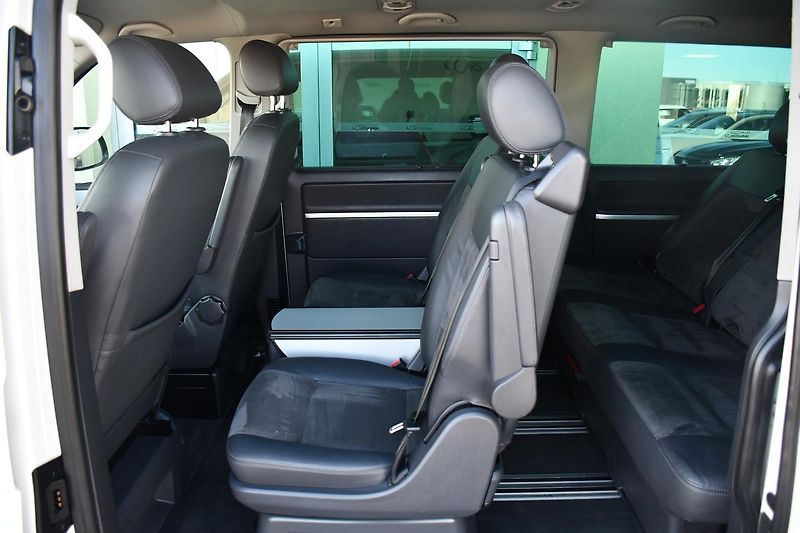 Volkswagen Multivan 2.0TDi ČR 7.MÍST TAŽNÉ M.TOP - fotka 19 z 38