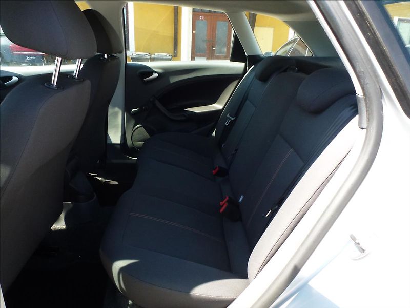 Seat Ibiza 1,2 TDI 3,4-3,9 l/100km  EcoMo - fotka 20 z 54