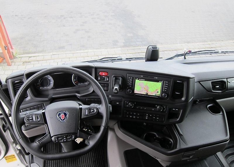 Scania R 460 Hydraulika TOP VYBAVA - fotka 9 z 13