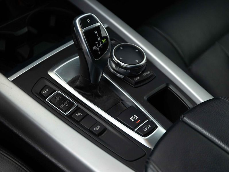 BMW X5 xDrive30d - fotka 17 z 23