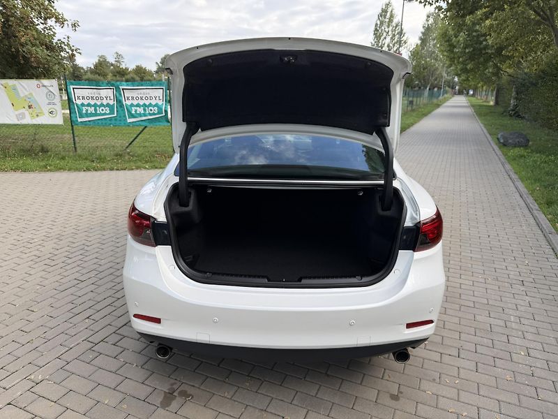 Mazda 6 2.0  Exclusive-Line FACELIFT - fotka 22 z 32