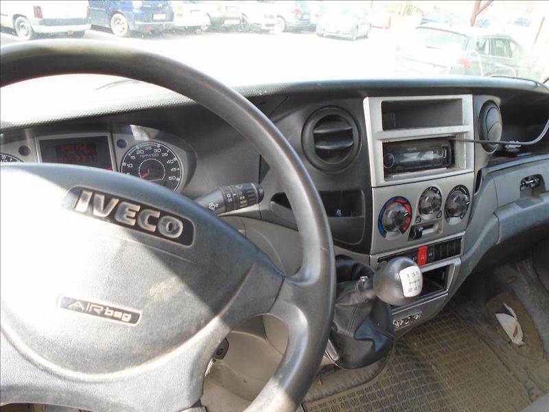 Iveco Daily 2,3 - fotka 17 z 17
