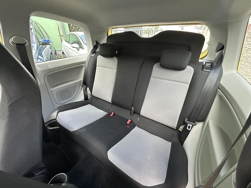 Seat Mii (2012) 1.0 MPI 44 KW KLIMATIZACE - fotka 11 z 18