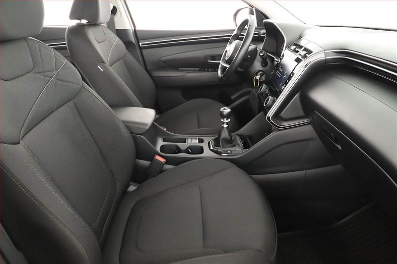 Hyundai Tucson (2021) 1.6 T-GDI - fotka 7 z 13