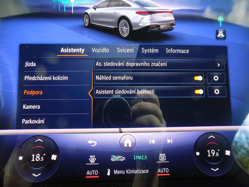 Mercedes-Benz EQS (2022) 580/AMG-Line/4-Matic/Full-LED/ - fotka 34 z 47