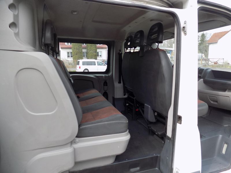 Fiat Ducato (2011) 2,3 88KW L2H1 6MÍST - fotka 32 z 47
