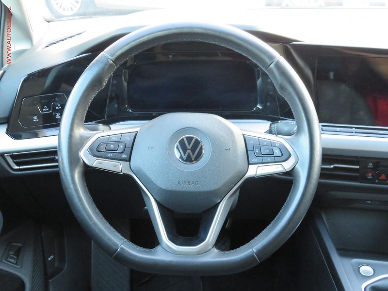 Volkswagen Golf (2020) 2.0 TDi, ČR, Life - fotka 18 z 44