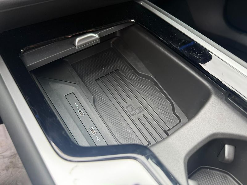 Volkswagen Passat Elegance 2.0 TDI 110 kW DSG Va - fotka 19 z 25