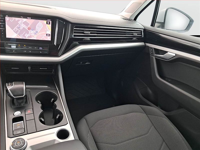 Volkswagen Touareg (2019) 3.0 TDI - fotka 8 z 21