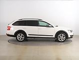 Škoda Octavia (2015) Scout 2.0 TDI, 4X4, Automat - náhled 6