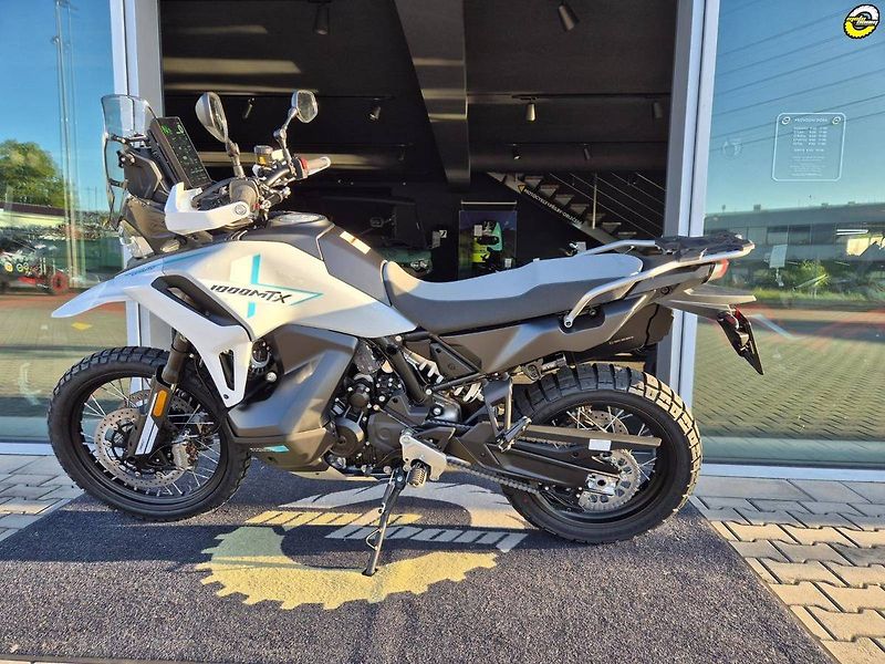 CFMOTO (2026) 1000 MT-X ADVENTURE - fotka 28 z 43