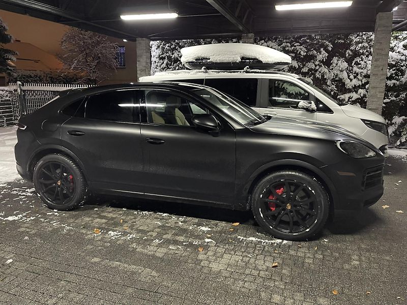 Porsche Cayenne (2024) 4.0 /349kW - fotka 15 z 15