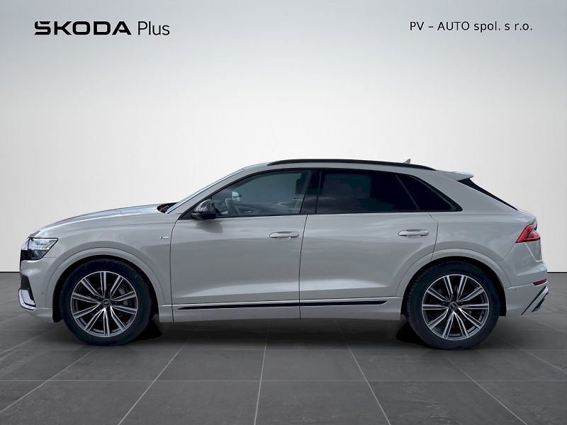 Audi Q8 (2023) 50 TDI 210 kW Quattro S-Line T - fotka 3 z 35