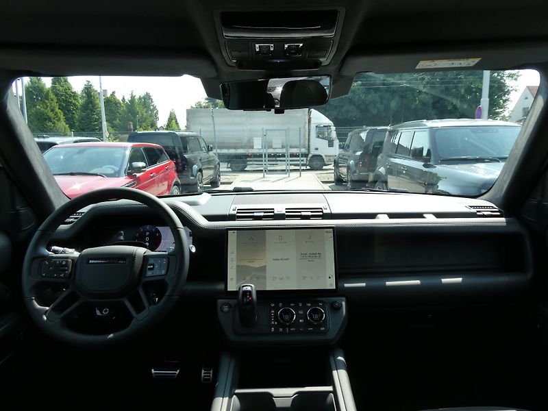 Land Rover Defender 110 4,4 OCTA P635 - fotka 18 z 44