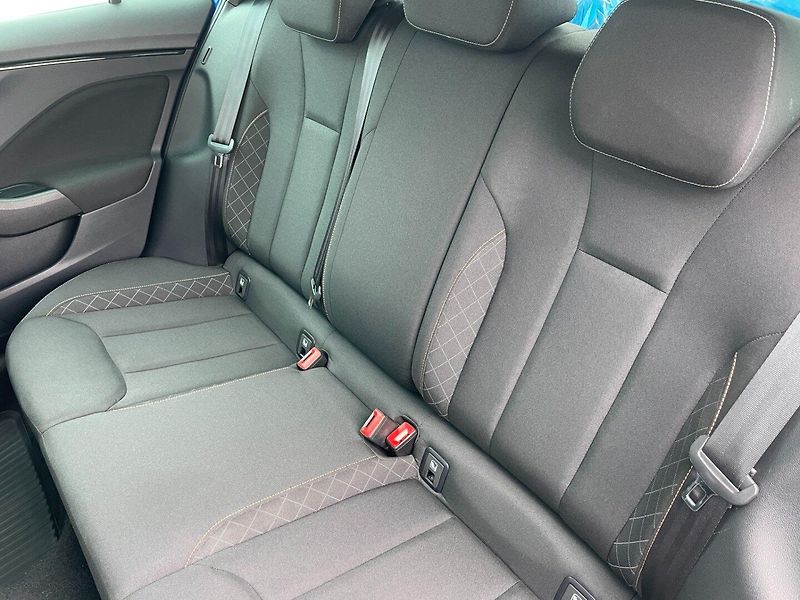 Škoda Scala (2020) 1.6TDi ČR! 1.maj.! Car Play - fotka 17 z 34