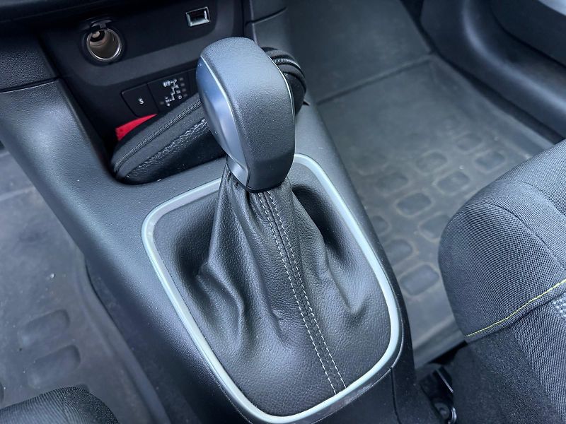 Citroën C3 1,2 PureTech automat /1.maj. / - fotka 17 z 22