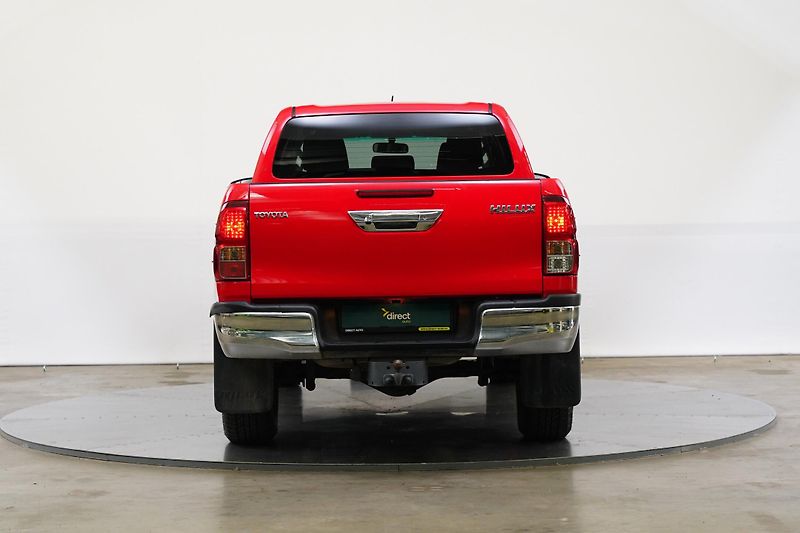 Toyota Hilux - fotka 6 z 30