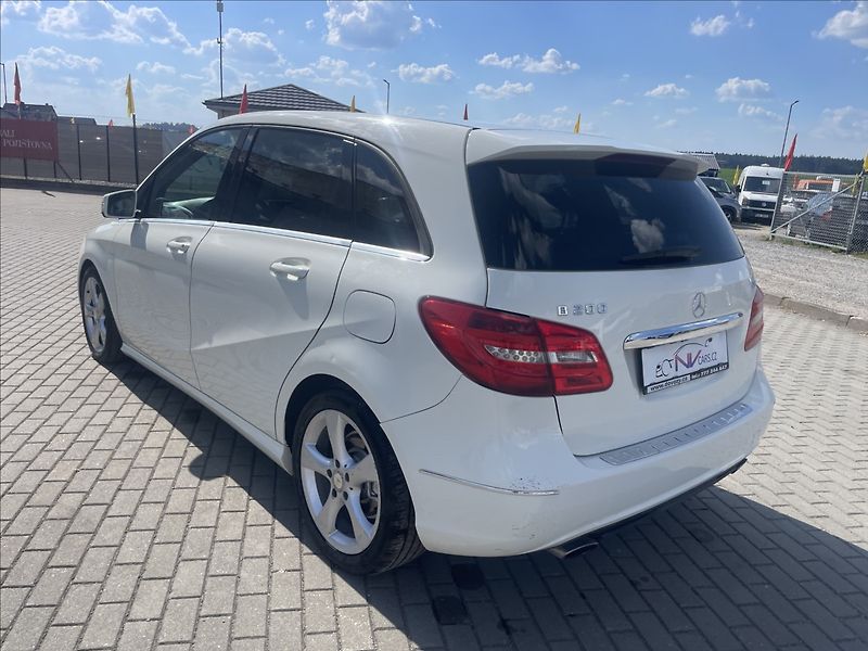 Mercedes-Benz Třídy B 1,8 200CDi 100kw Automat, Kůže - fotka 3 z 34