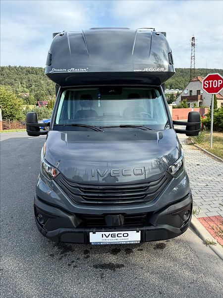 Iveco Daily 3,0 35S18HA8 PLACHTA 10 PALETA - fotka 2 z 37