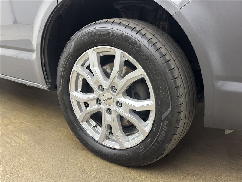 Volkswagen Transporter 2,0 2XCHLAĎÁK DPH NZ.TOP ČR - fotka 27 z 33