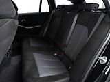 BMW Řada 3 330i xDrive Touring - náhled 20
