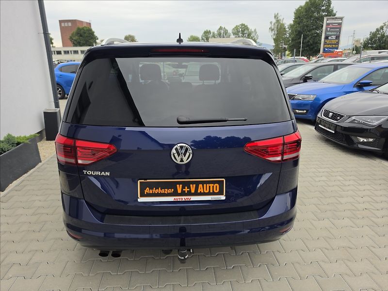 Volkswagen Touran 1,4 TSi 110KW DSG Highline 7MÍ - fotka 8 z 50
