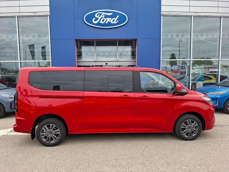 Ford Tourneo Custom (2026) Titanium L2, Tourneo, 2.0 EcoB - fotka 2 z 14